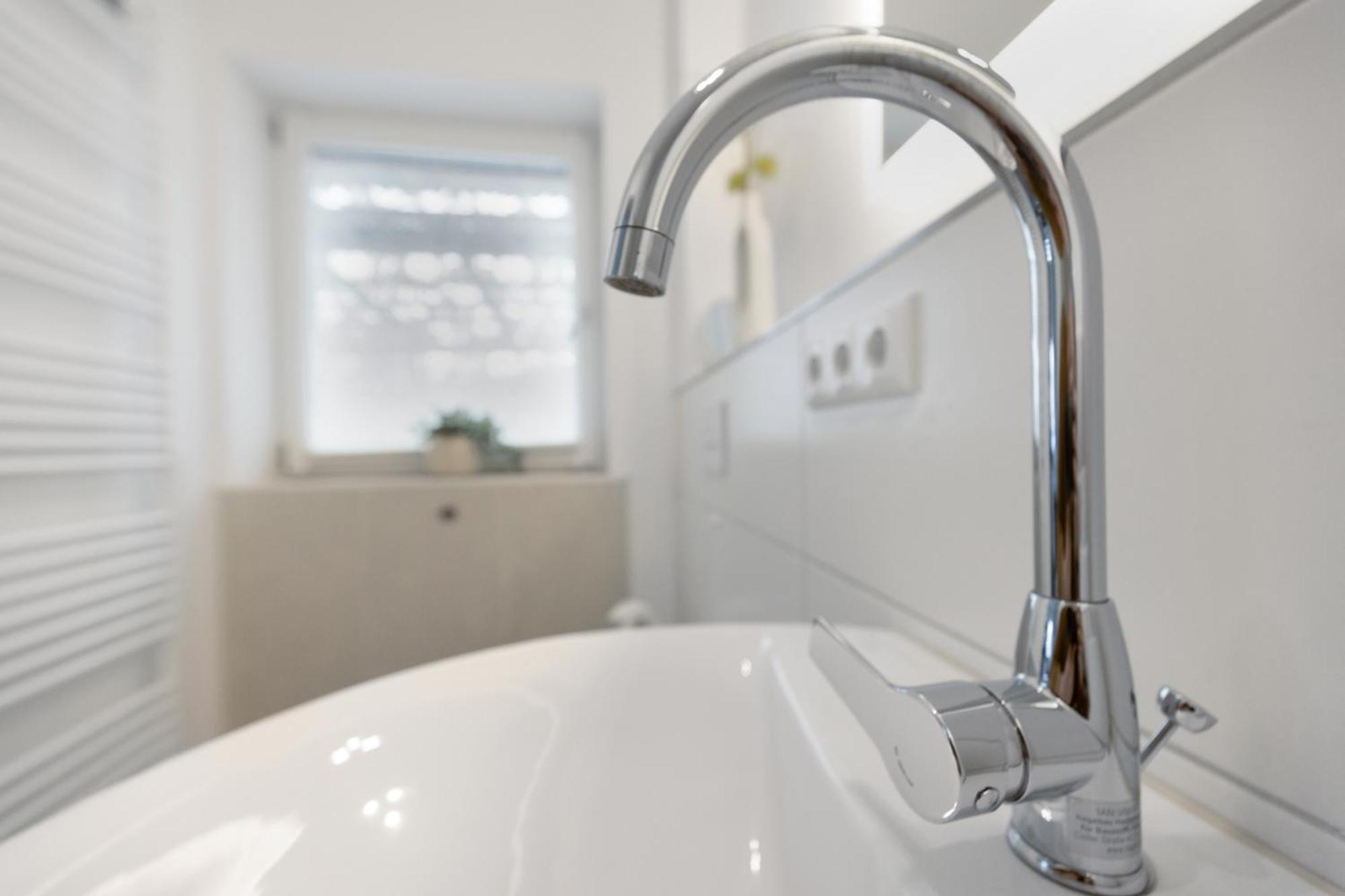 Seezeit, Ferienhaus Bis Zu 6 Personen, 500 Meter Zum Wasser, Mit Garten Hüde Exterior foto